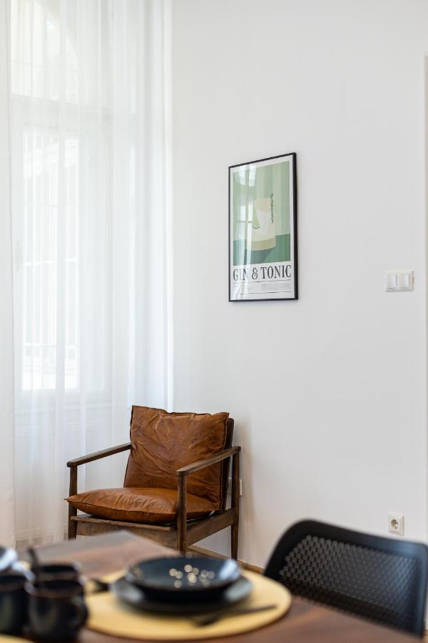 City Center Apartment With Balcony Budapest Exterior foto